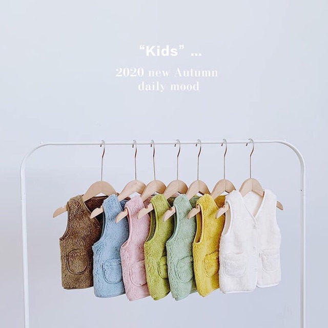 Áo khoác 3 lỗ  cho bé