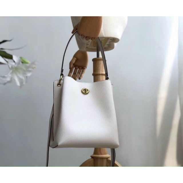 Túi xách Coach bucket siêu xinh