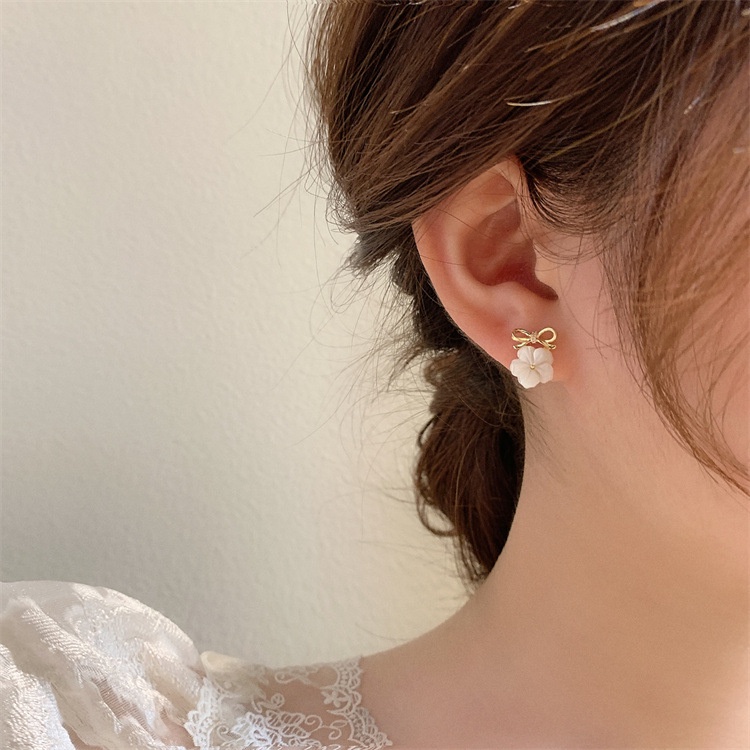 Bông Tai Mạ Bạc 925 Hình Nơ / Bông Hoa / Vỏ Sò Thời Trang Xinh Xắn Cho Nữ