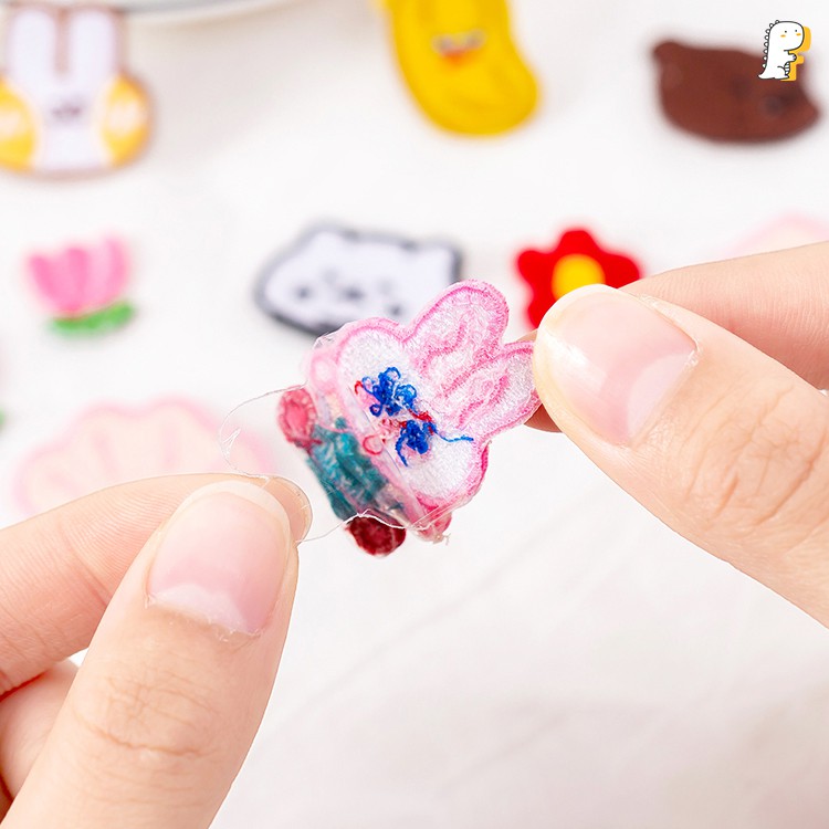 Sticker vải ủi áo che vết rách dễ thương