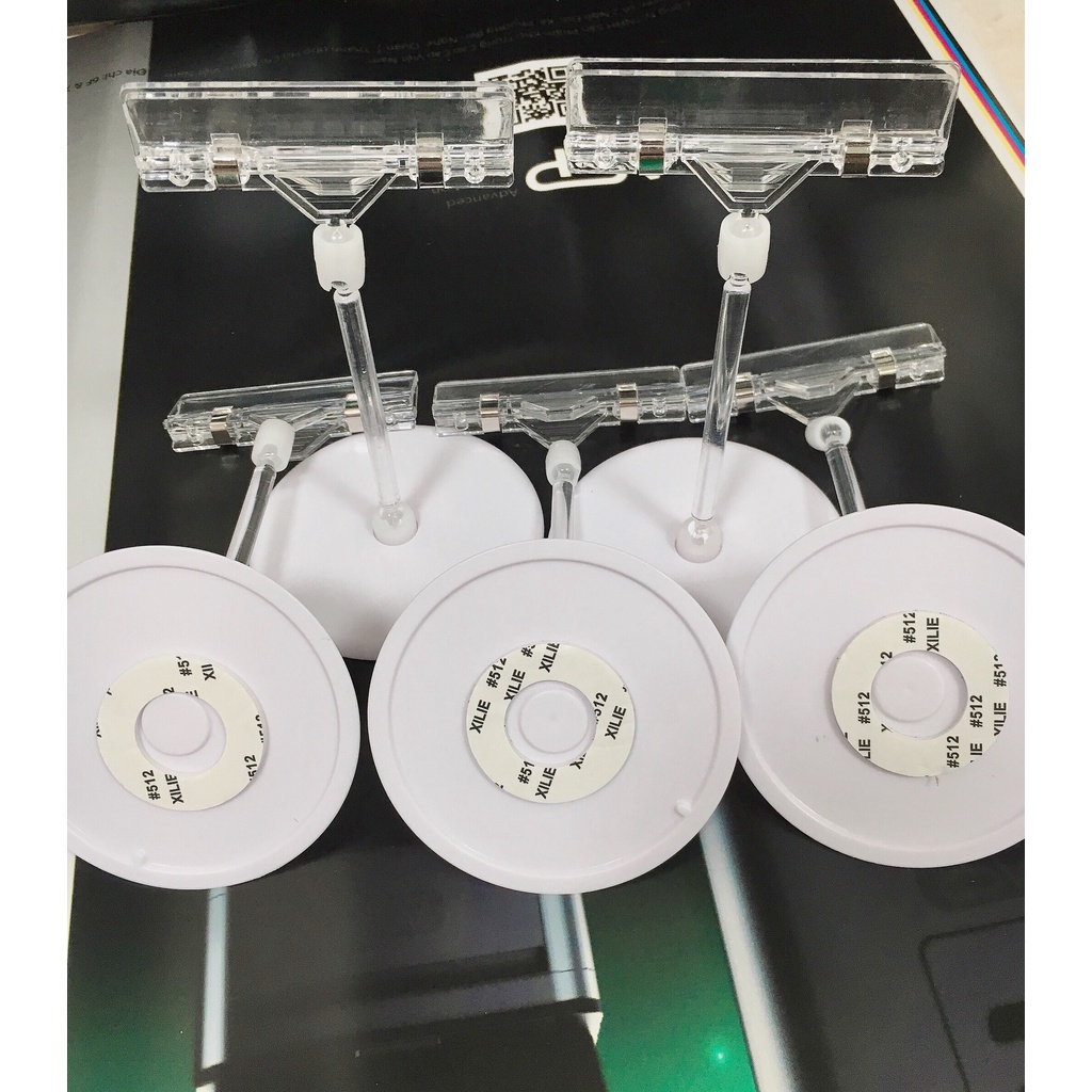 Kẹp để bàn 4014, 4015, chân kẹp nhựa để bàn, chân wobbler để bàn, kẹp quảng cáo để bàn đế có băng dính 2 mặt