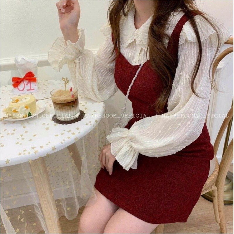 Set yếm Đầm bố đỏ 2 dây + áo sơmi ren nhũ cổ sen bèo tay loe