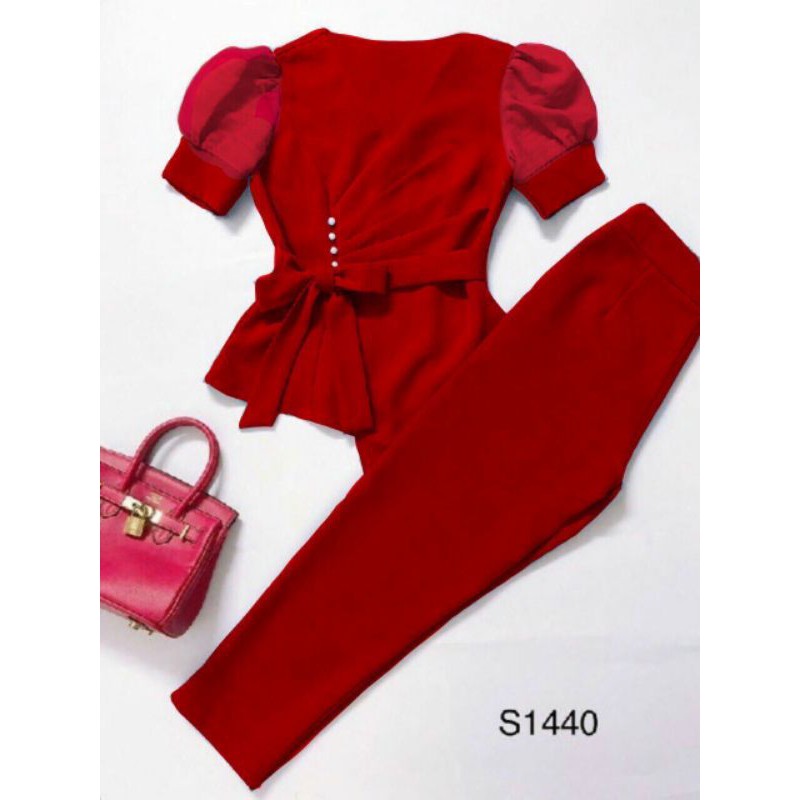 Set áo cổ chéo đính cườm buộc nơ eo và quần dài