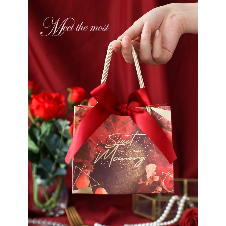 Hộp quà túi giấy 12*14*6cm đựng mĩ phẩm trang sức sang trọng tặng sinh nhật bạn gái bạn trai đối tác, valentine, ngày lễ