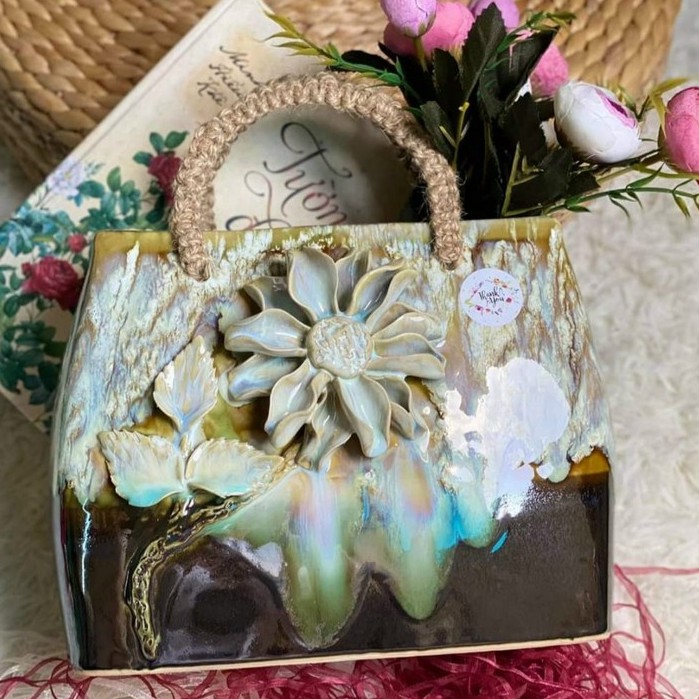 Giỏ hoa -Túi xách bằng gốm sứ men hỏa biến - cắm hoa,trang trí decor cực xinh