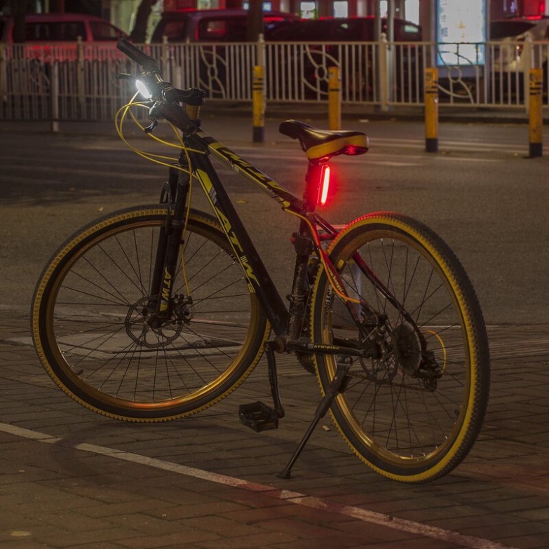 Đèn xe đạp, đèn hậu, đèn cảnh báo an toàn kèm sạc usb mã BL2266 hàng loại 1