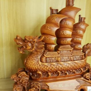 Thuyền rồng phong thủy