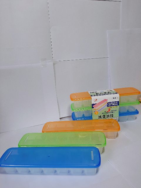 Vỉ 3 khay đá có nắp