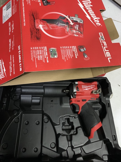 Bù lông Milwaukee 2555