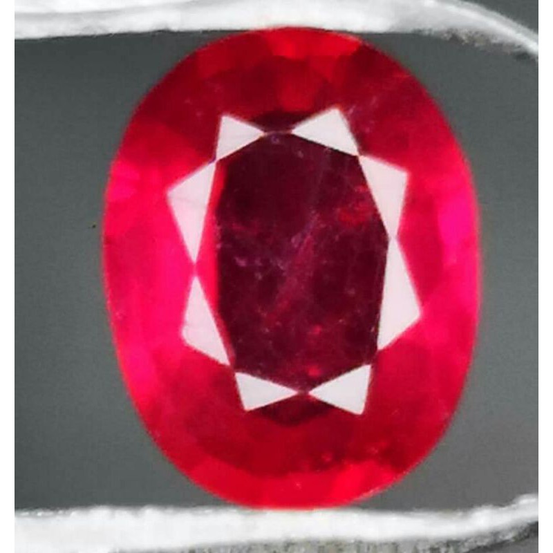 Đá Ruby Tự Nhiên Hình Chim Bồ Câu