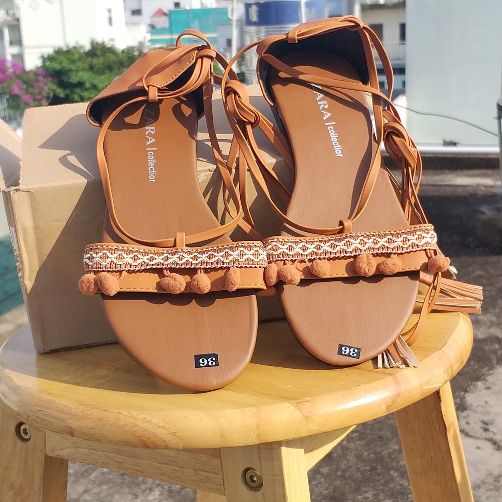 Giày sandal chiến binh thổ cẩm cột dây tua rua - Boho Vintage Style