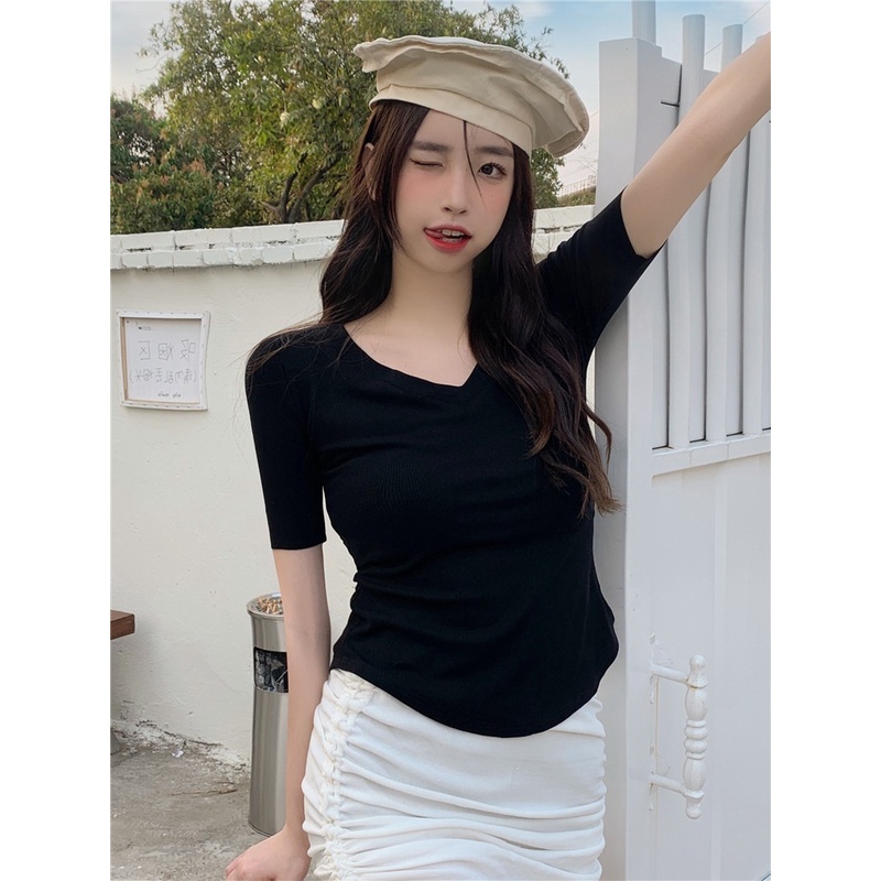 Áo Thun Nữ Ngắn Tay Cổ Chữ V Ôm Dáng Gợi Cảm