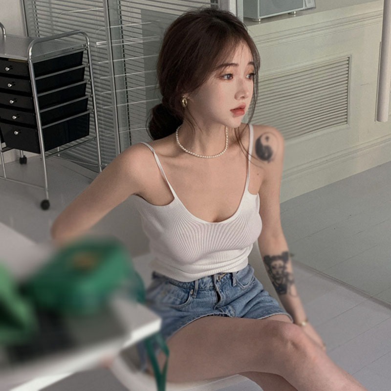 Áo Croptop Dệt Kim Sát Nách Cổ Chữ V Màu Sắc Đơn Giản Phong Cách Hàn Quốc