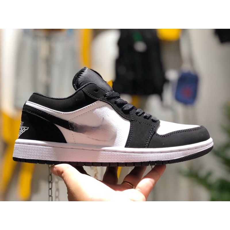 (Tặng full bok + Quà + Vớ tất) Giày sneakers nam nữ panda đen trắng cổ thấp G777