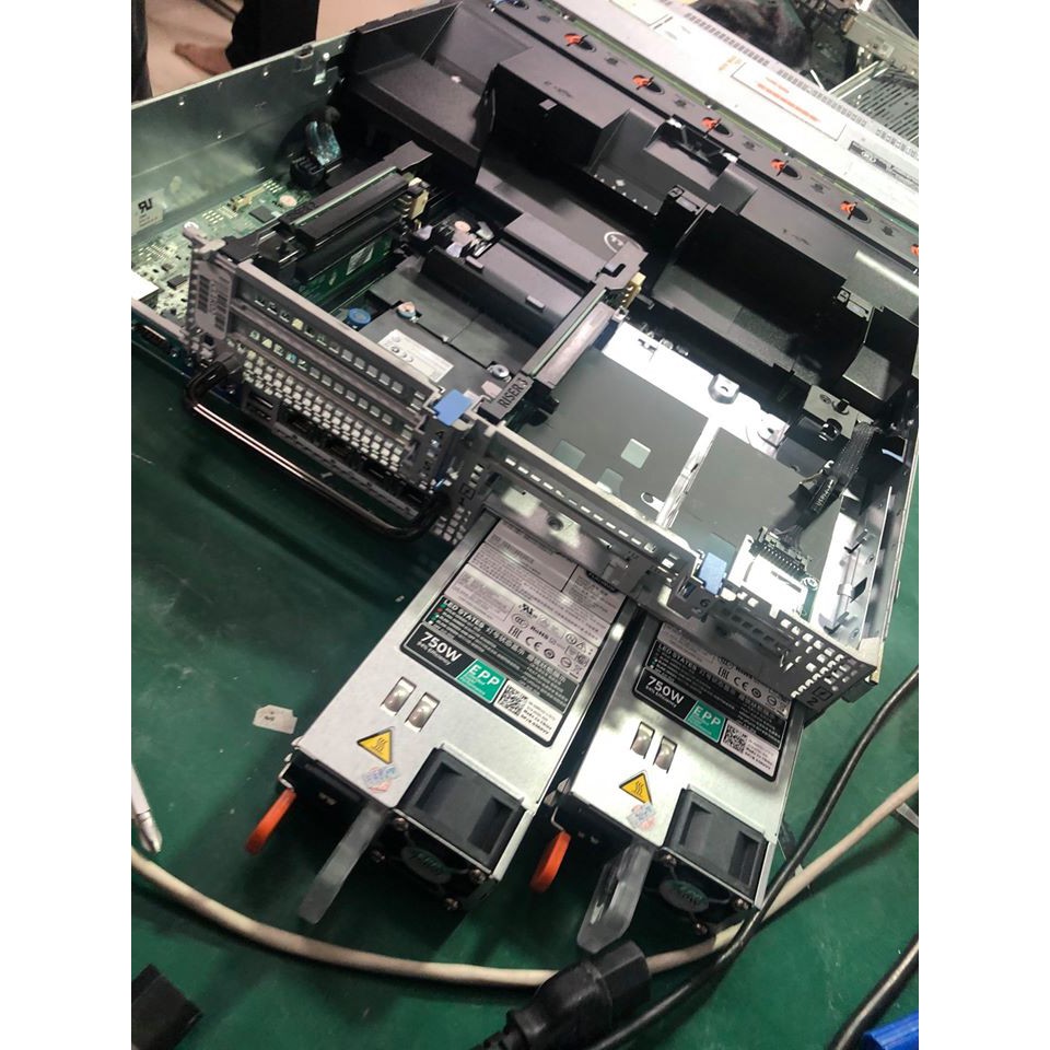 Máy chủ Dell R730XD (12 tray 3.5")  None CPU, None Ram, None HDD, Raid H730 mini, 12 Tray, 4 Lan, 2 Power 750W, Rail V | BigBuy360 - bigbuy360.vn