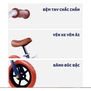Xe thăng bằng chòi chân cho bé