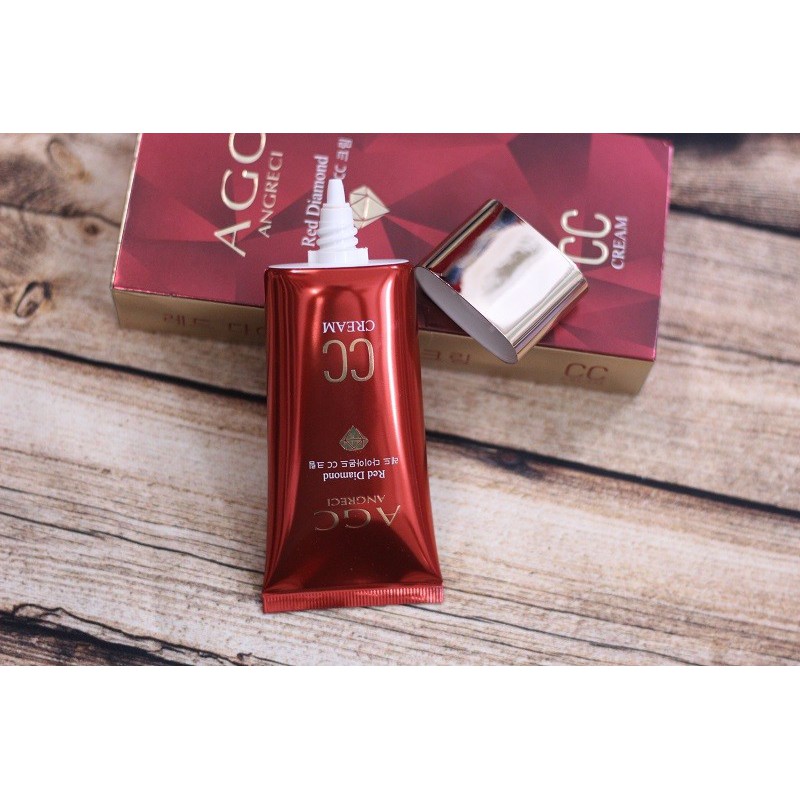 Kem nền AGC Red Diamond siêu che khuyết điểm siêu mịn