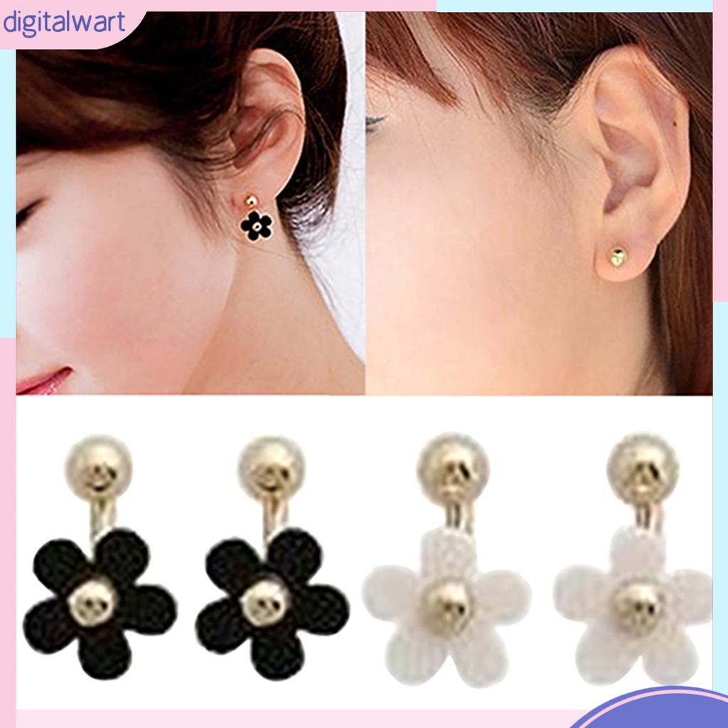 Đôi khuyên tai hình hoa cúc thanh lịch và thời trang cho nữ