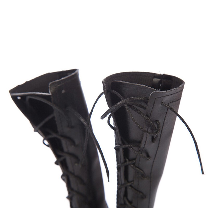 1 Đôi Giày Cao Gót Cho Búp Bê 60cm Tỉ Lệ 1 / 3