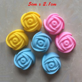 HCM - Combo 5 khuôn silicon cupcake hoa hồng 5cm