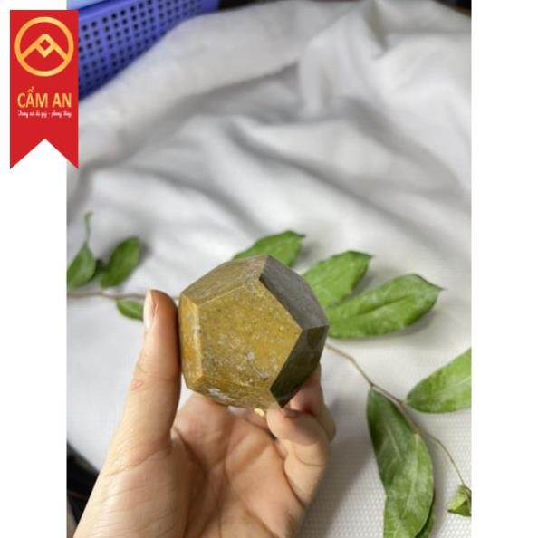 Bi giác đá ca-xe-don vàng