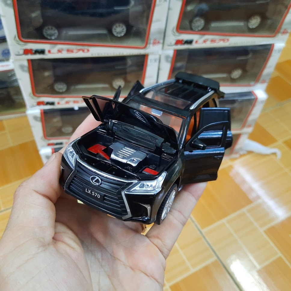 Xe mô hình hợp kim Lexus LX570 Jackim tỉ lệ 1:32