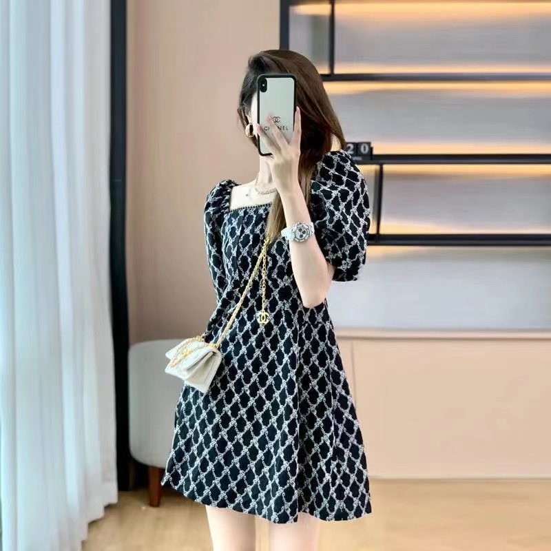 Đầm Perty tay phồng cổ vuông thiết kế mới thời trang mùa hè cho nữ