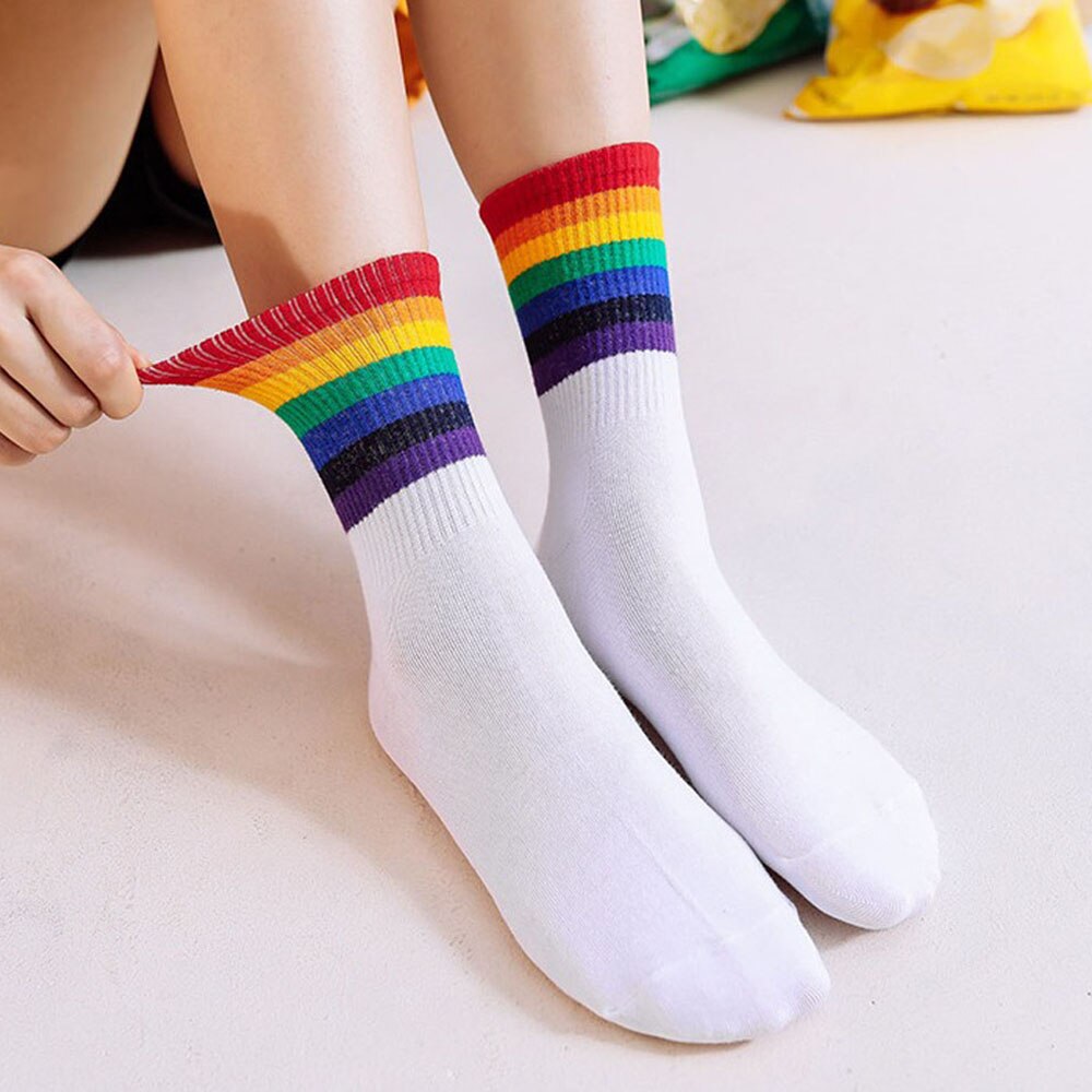 Vớ kẻ sọc màu cầu vồng vui nhộn
