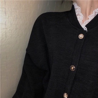 [order] Áo len cúc dọc viền ren