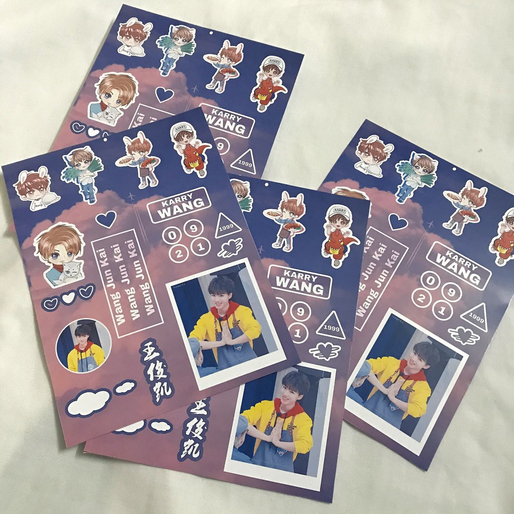 Sticker Vương Tuấn Khải