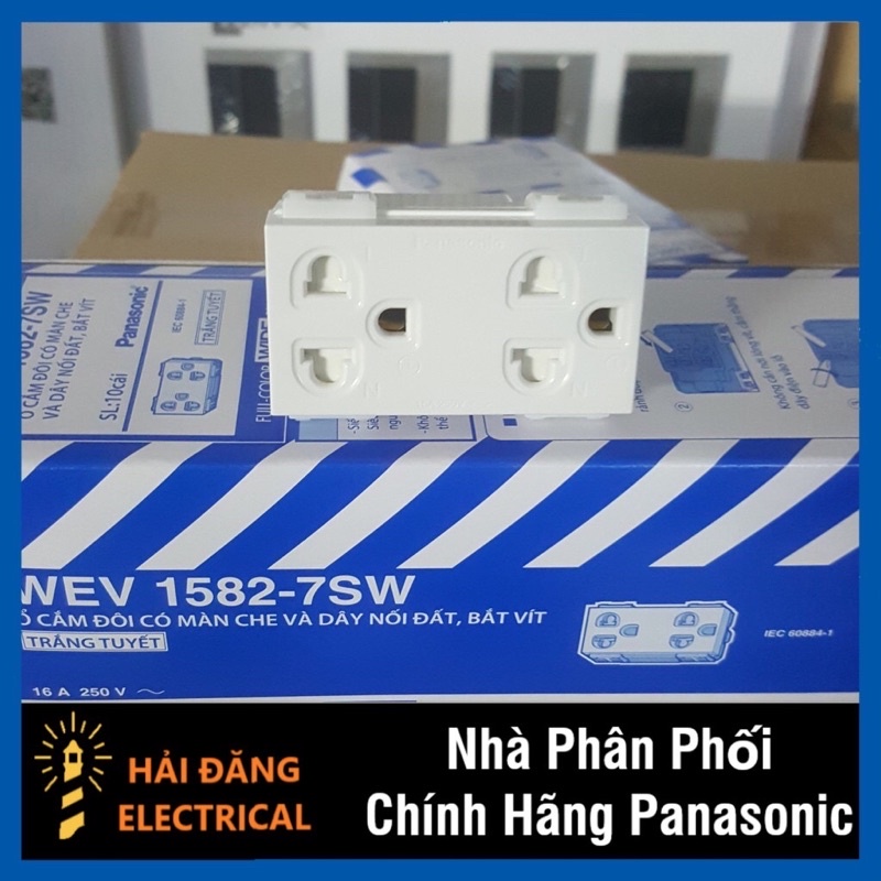 Ổ cắm đôi 3 chấu chuẩn mỹ nắp âm tường chính hãng Panasonic