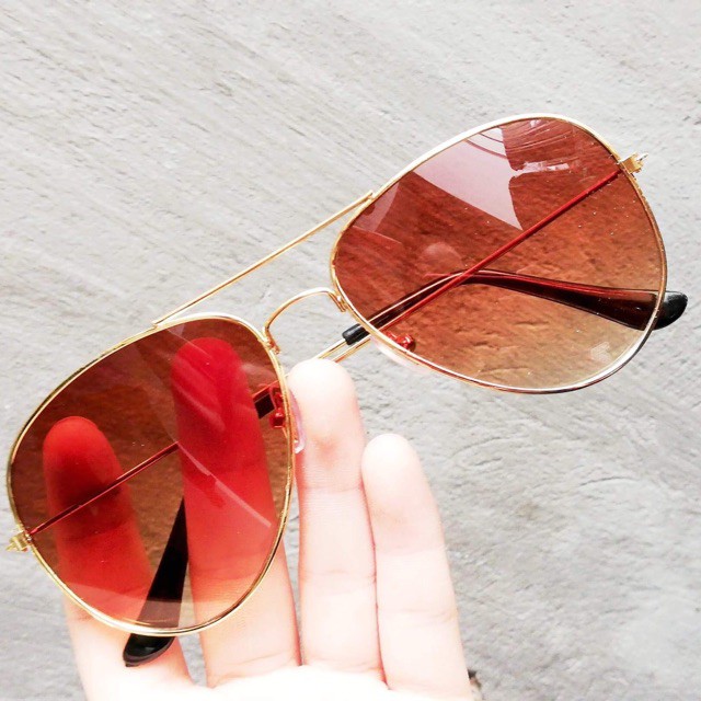 Kính rayban màu trà