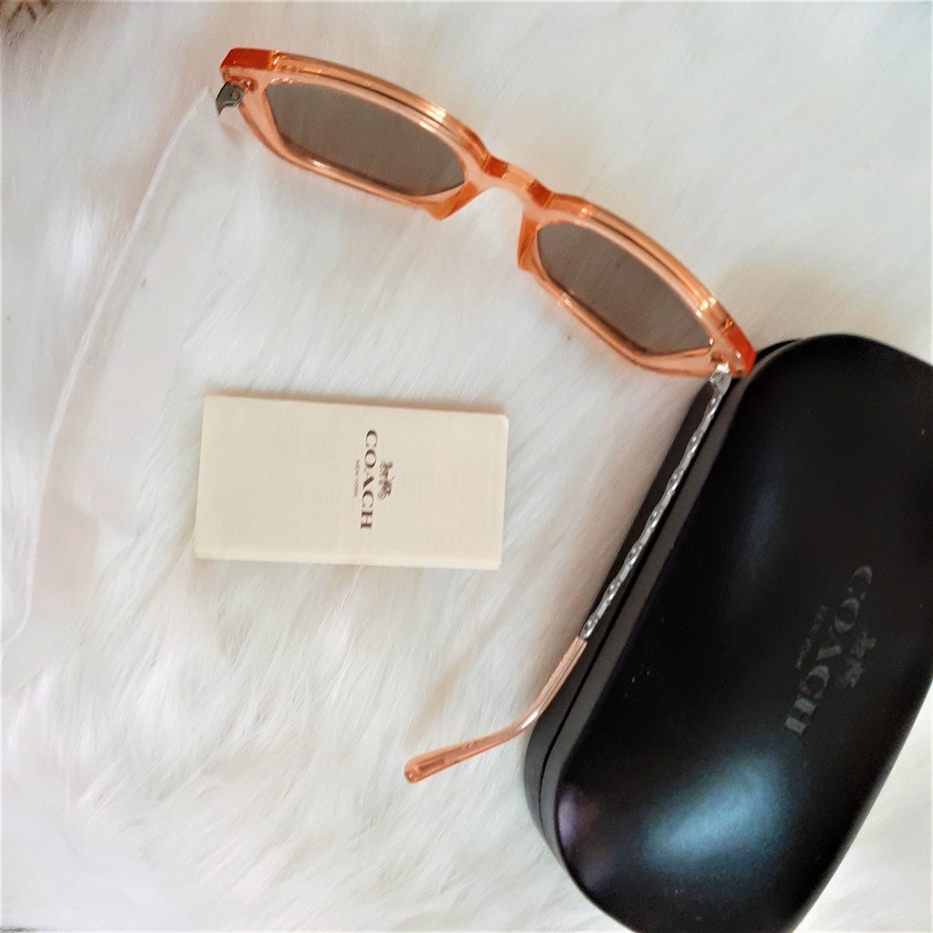 Mắt kính nữ hiệu MK, Coach