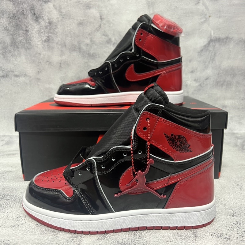 [KELLY SNEAKERS] Giày Sneaker Jordan 1 High Retro Patent Bred Holiday 2021 - Bản Cao Cấp(Ảnh Thật + Hàng Sẵn)