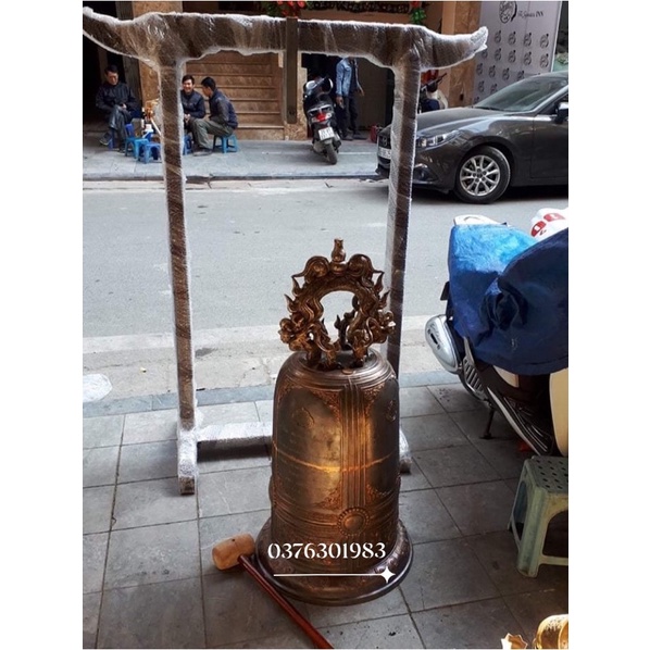 Chuông treo bằng đồng có nhiều size chuông thờ cúng gia tiên từ đường và nhà thờ họ