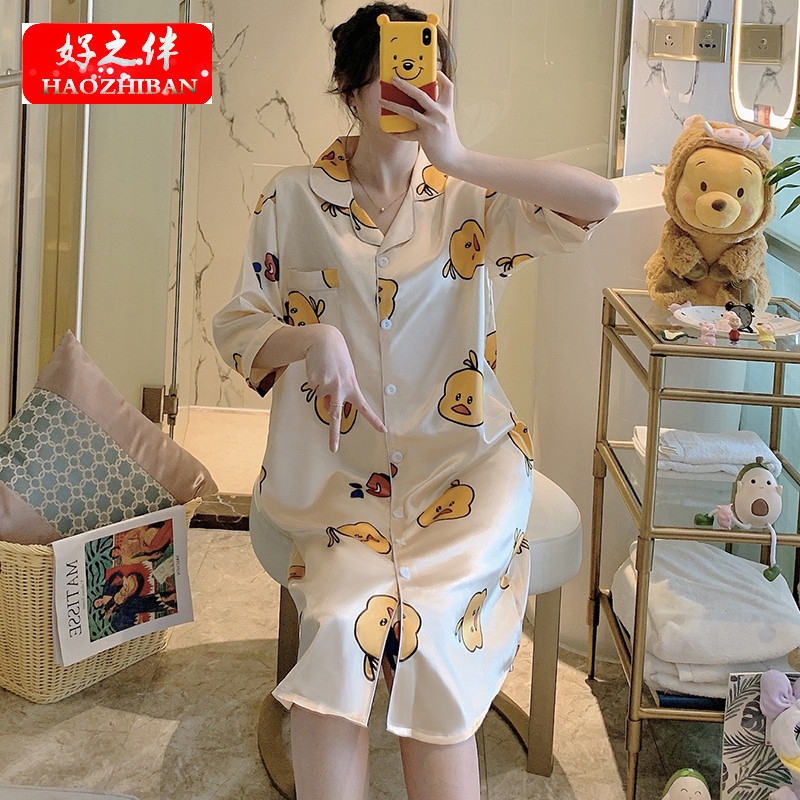 Đầm ngủ vải lụa kiểu Hàn Quốc thiết kế quyến rũ cho nữ