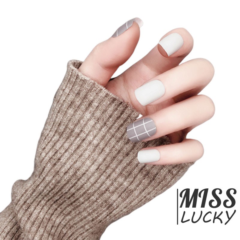 Set 24 móng tay giả đầu tròn sơn nhám màu trắng xám xinh xắn cho nữ