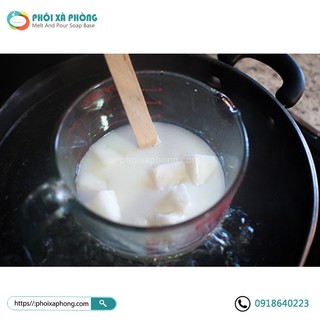 Combo 1kg Phôi xà phòng Glycerin (0.5kg Trong suốt + 0.5Kg Trắng sữa)