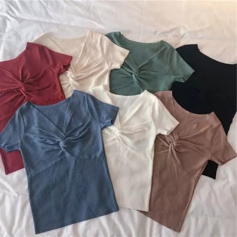 Áo len dệt kim cộc tay vặn xoắn ngực nữ tính