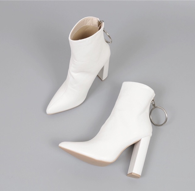 Boots trắng cổ ngắn . Hàng xuất UK | BigBuy360 - bigbuy360.vn