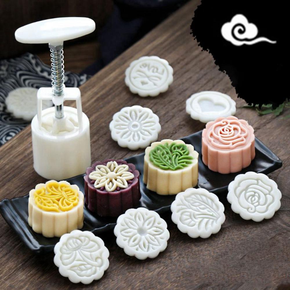 Khuôn Nhựa Làm Bánh Trung Thu Hình Hoa DIY