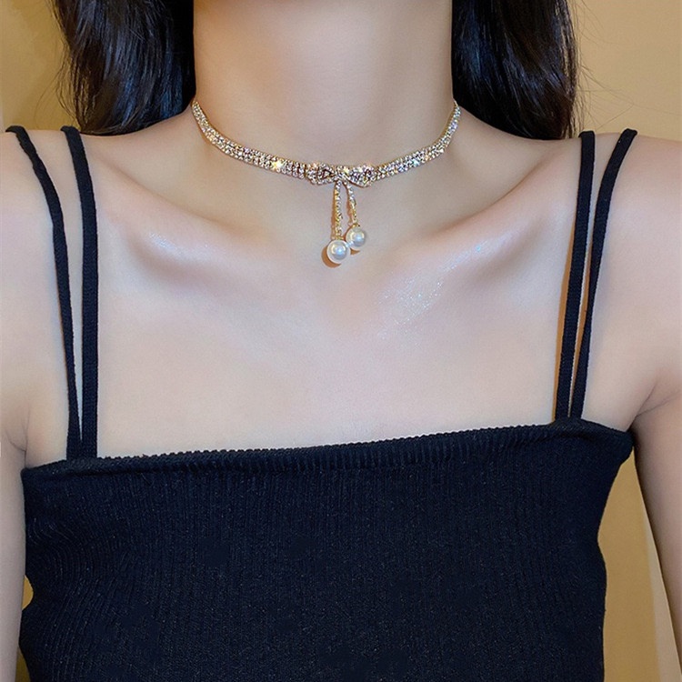 Vòng Cổ choker Thời Trang Hàn Quốc Cao Cấp Đính Kim Cương Giả &amp; Ngọc Trai Hình