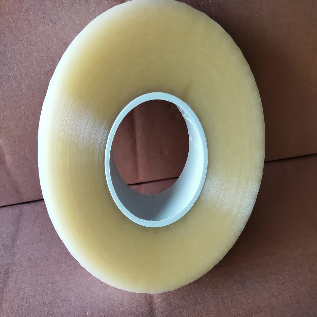 Băng dính đóng hàng 400g lõi siêu mỏng 3mm màu trong