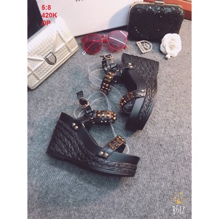 GIÀY SANDAL ĐẾ XUỒNG ĐINH