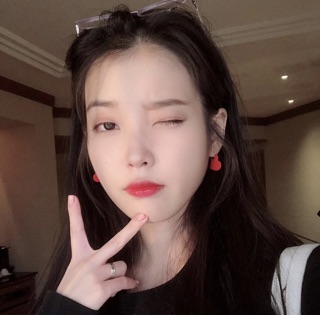𝐑𝐎𝐒𝐘 - 𝐂𝐡𝐞𝐚𝐩 𝐌𝐨𝐦𝐞𝐧𝐭 💐 𝐈𝐔 💃🏻 PHỤ KIỆN IDOL IU