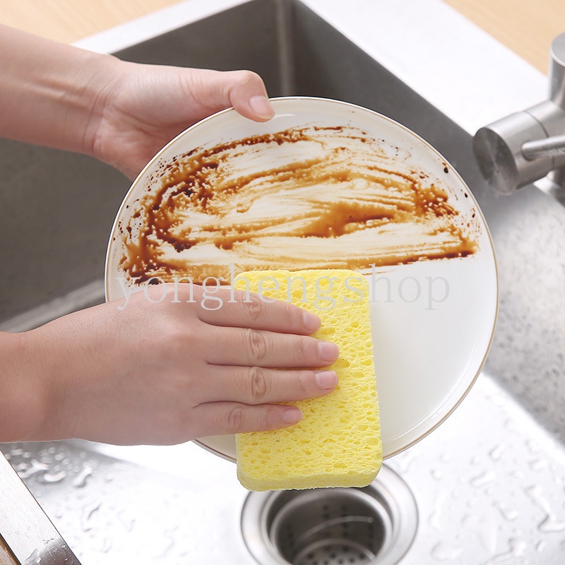 Miếng bọt biển rửa chén dày dặn thấm hút tốt