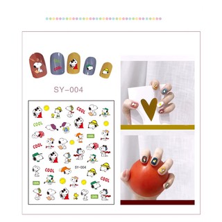 Dán nail xinh xắn