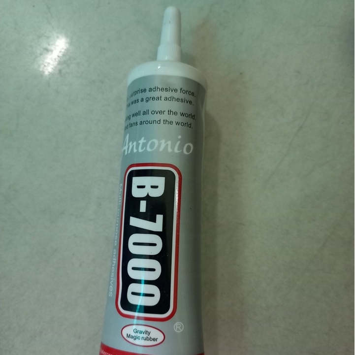 Keo dán phụ kiện trang sức B7000 size 50/110ml
