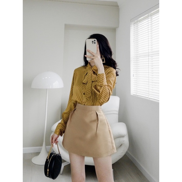 ÁO SƠ MI LỤA VÀNG THẮT NƠ CHO NỮ