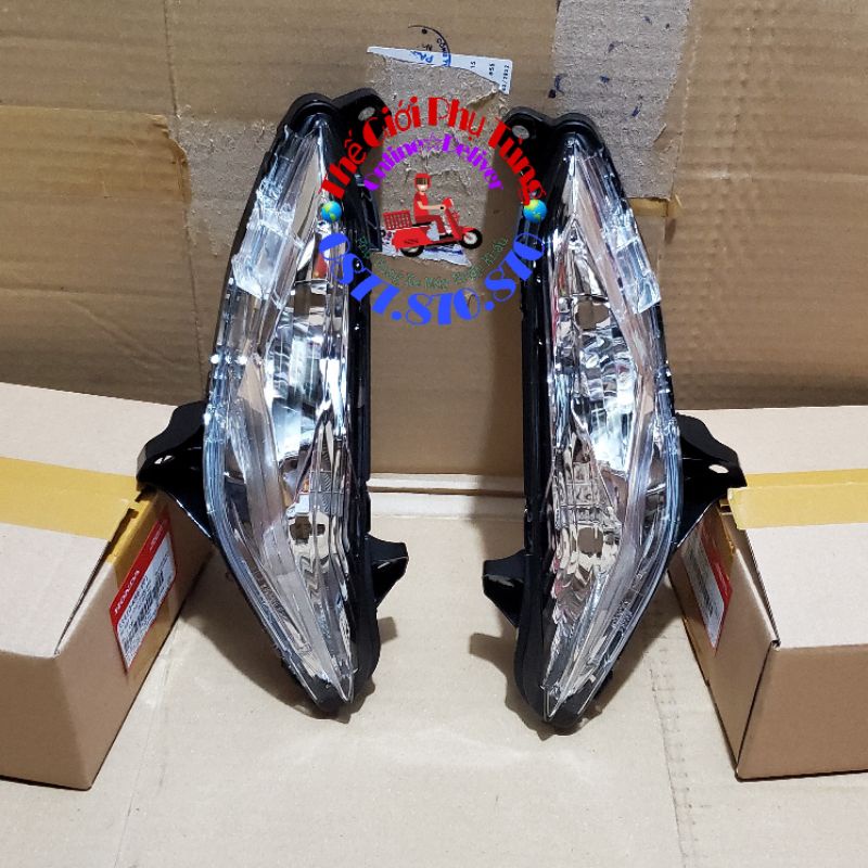 Cặp đèn xi nhan trước Winner V1 zin mới - 33410-K56-V01/ 33460-K56-V01